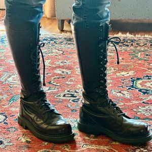 John Fluevog Leather Lace Up- Rockin' Sweet Kicks!